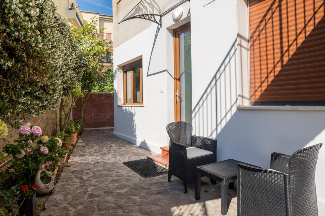 Gramsci House Apartment Alghero Bagian luar foto